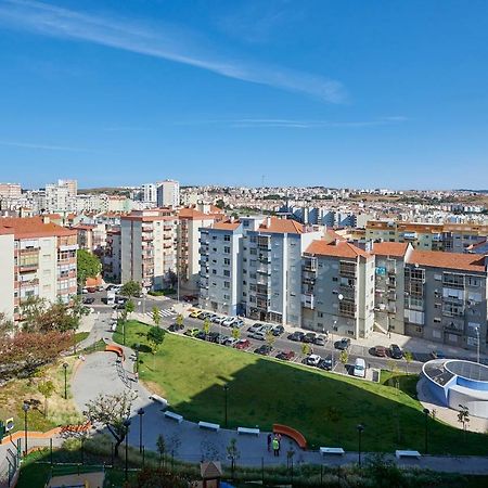 Ferienwohnung In Bed With Lisbon 8N Amadora Exterior foto